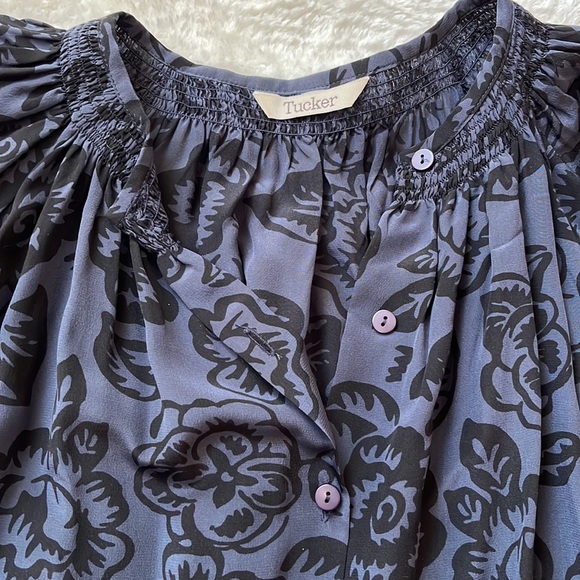 Dress-silk - Picture 4 of 6